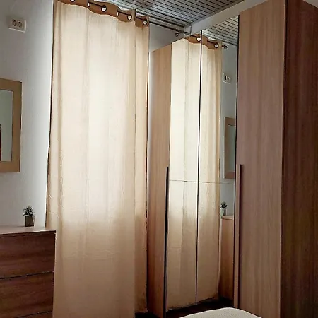 L&n Sarmantna Soba Sa Pogledom *