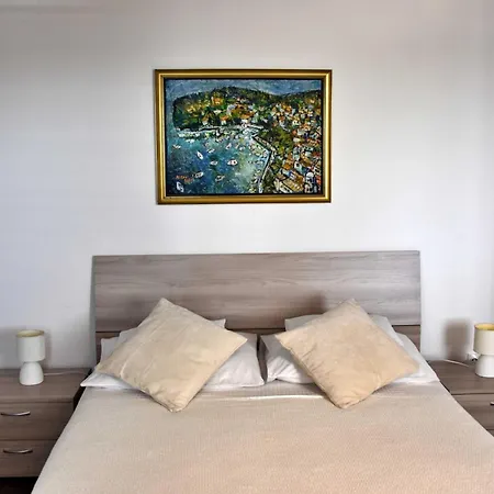 Homestay L&n Sarmantna Soba Sa Pogledom *