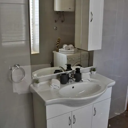 L&n Sarmantna Soba Sa Pogledom Accommodatie bij particulieren